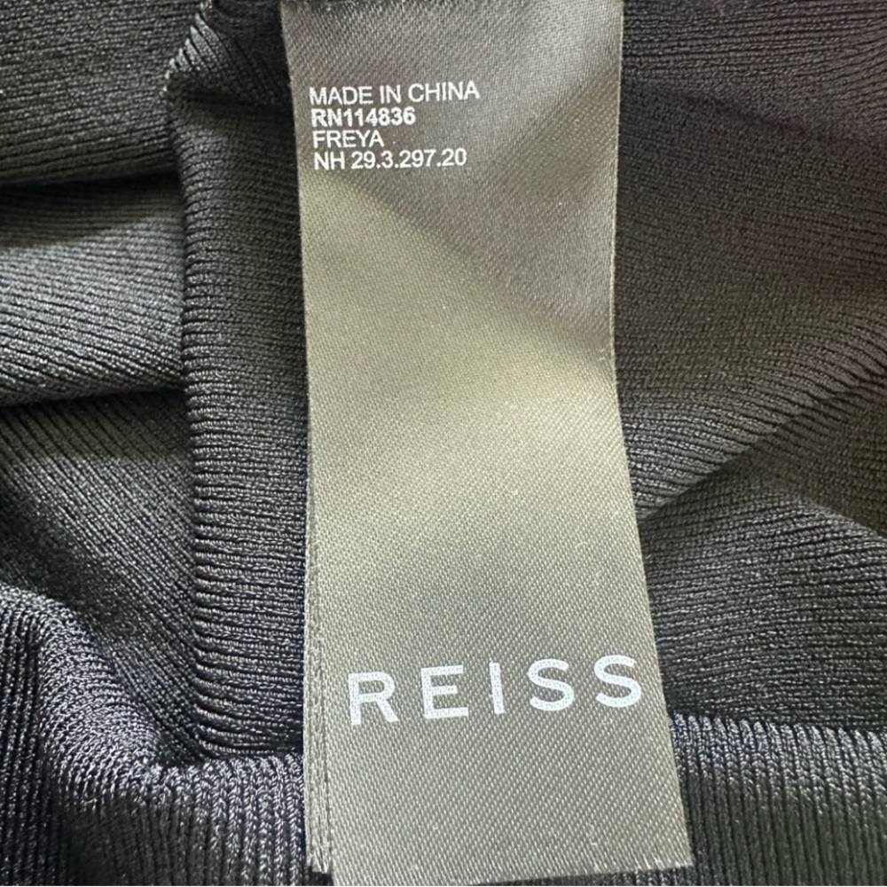 REISS FREYA CUT-OUT DRESS    NEW CONDITION - Picture 14 of 16
